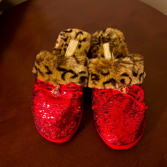 Michael Kors. Red Slippers with Sequins and Leopard Fur. Size 8. Like New. - Picture 1 of 8